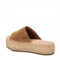 Sandalia de mujer XTI 143639 Camel