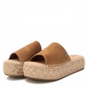 Sandalia de mujer XTI 143639 Camel