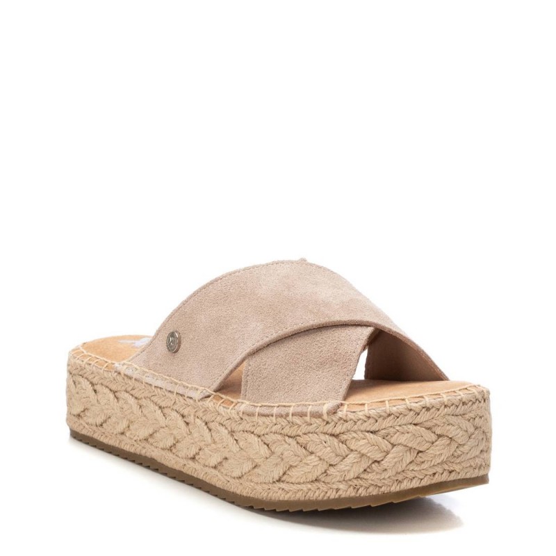 Sandalia de mujer XTI 143640 Beige