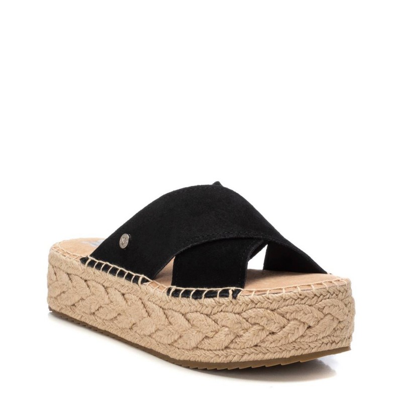 Sandalia de mujer XTI 143640 Negro