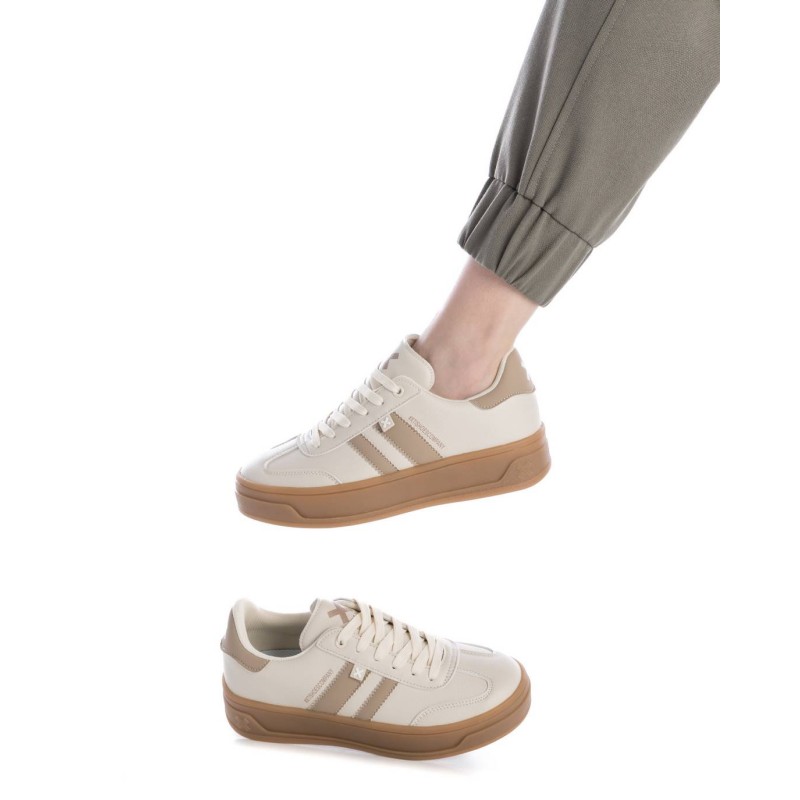 Zapato de mujer XTI 143645 Beige