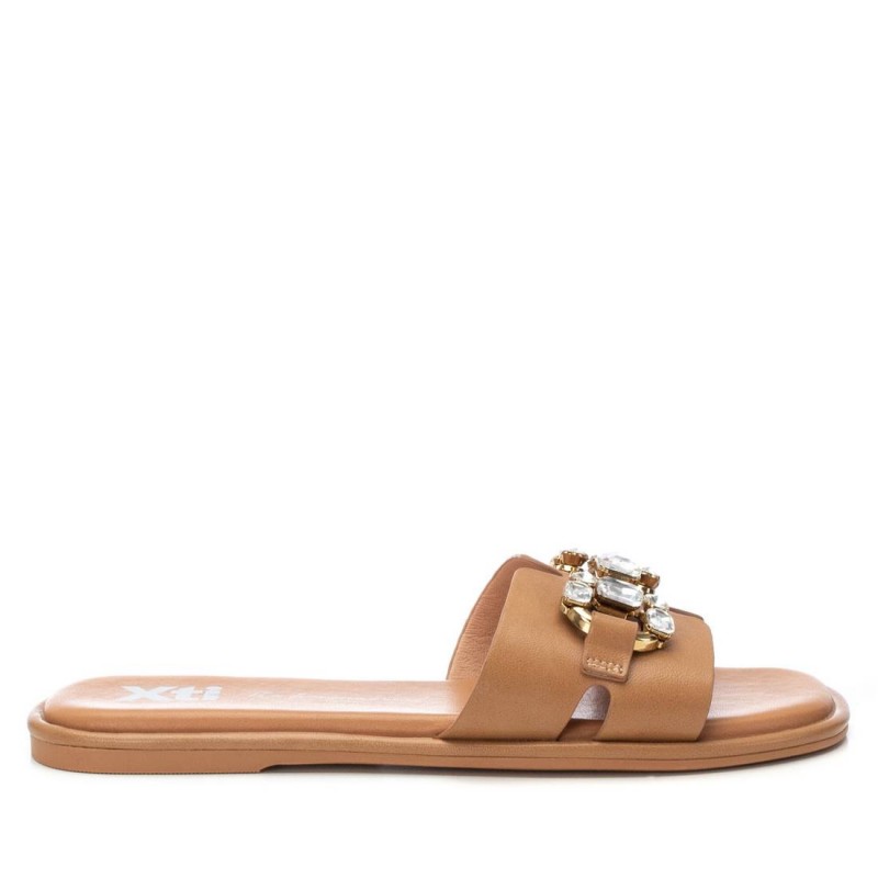 Sandalia de mujer XTI 143679 Camel