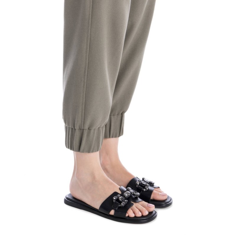 Sandalia de mujer XTI 143679 Negro