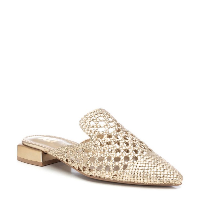 Zapato de mujer XTI 143795 Oro