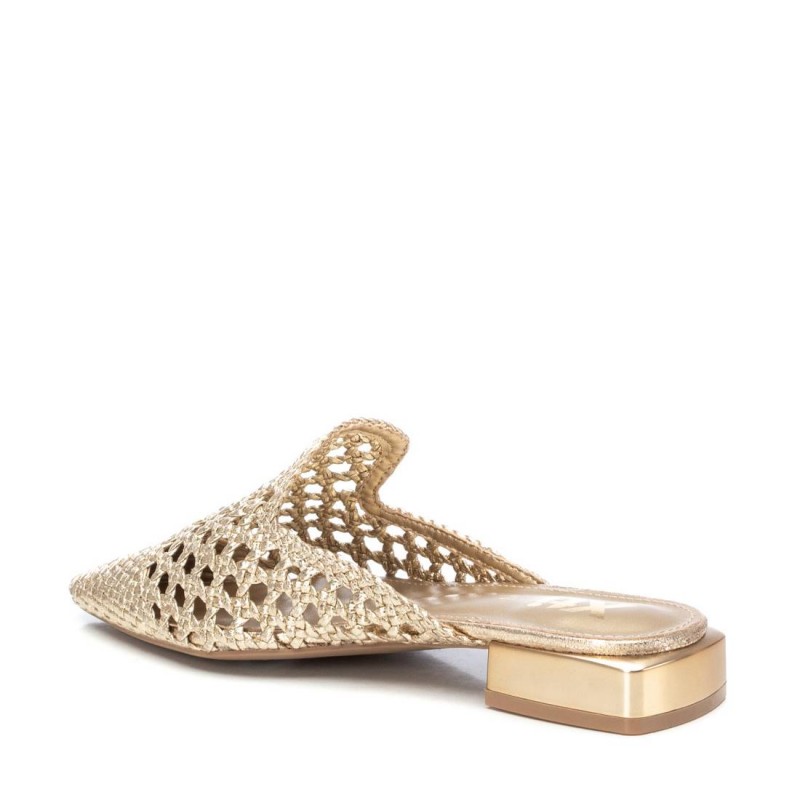 Zapato de mujer XTI 143795 Oro