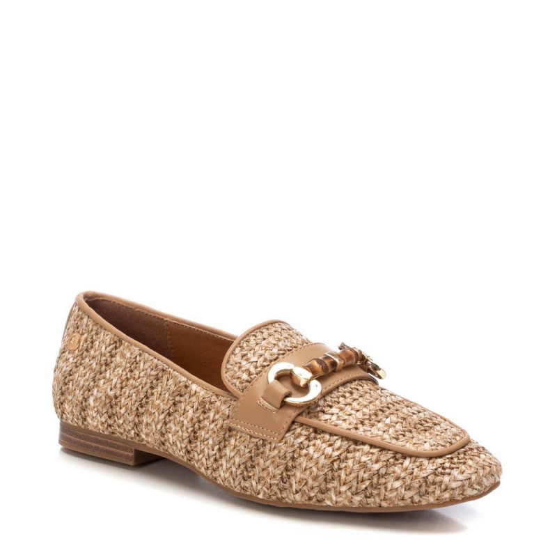 Zapato de mujer XTI 143802 Taupe