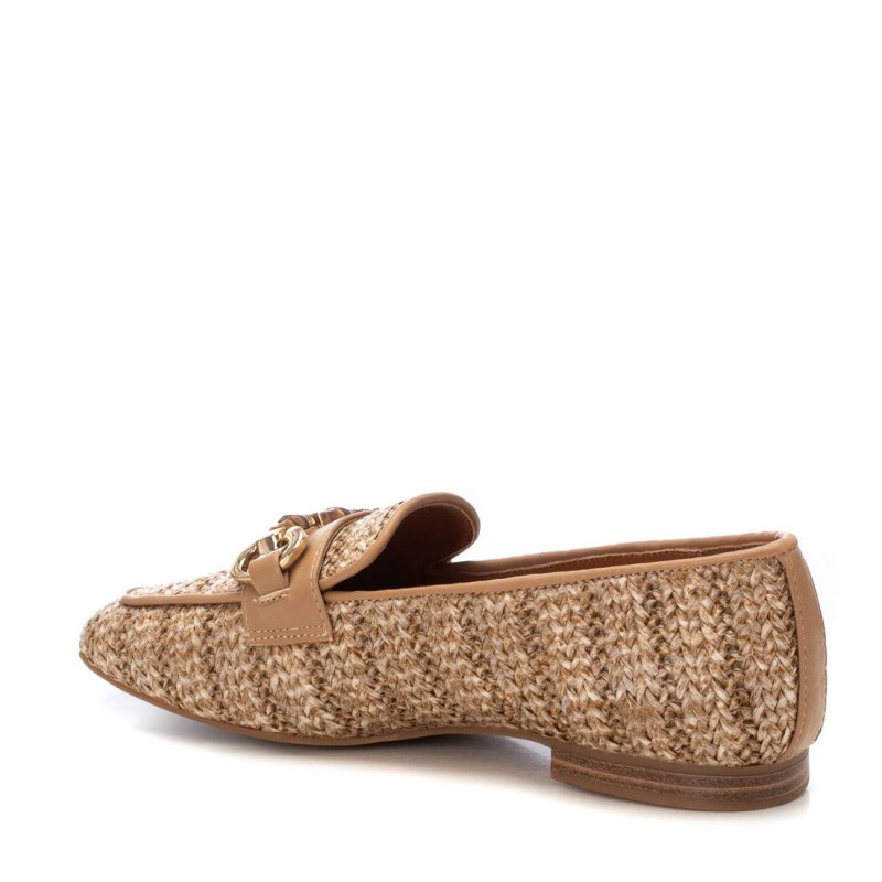 Zapato de mujer XTI 143802 Taupe