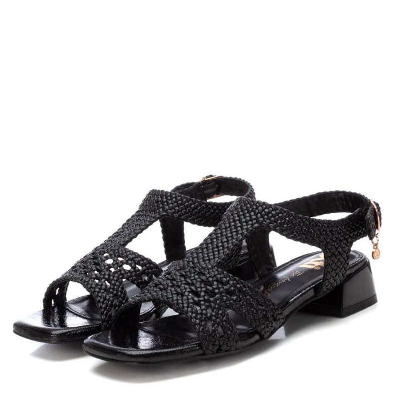 Sandalia de mujer XTI 143813 Negro