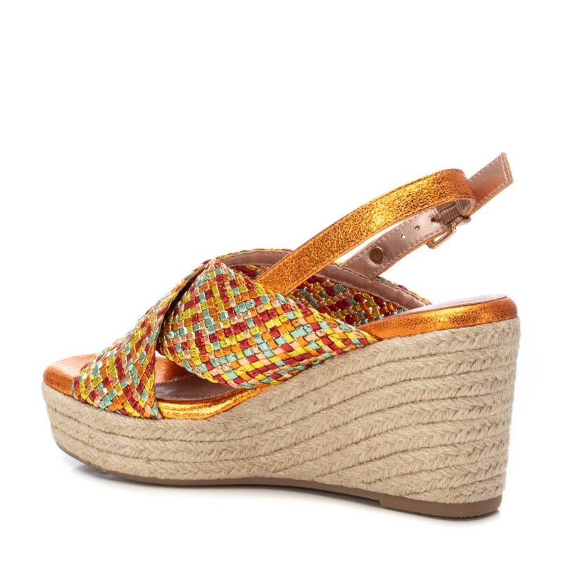 Sandalia de mujer XTI 143825 Naranja