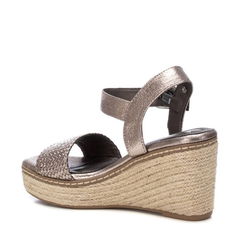Sandalia de mujer XTI 143828 Plomo