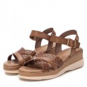 Sandalia de mujer XTI 143851 Taupe