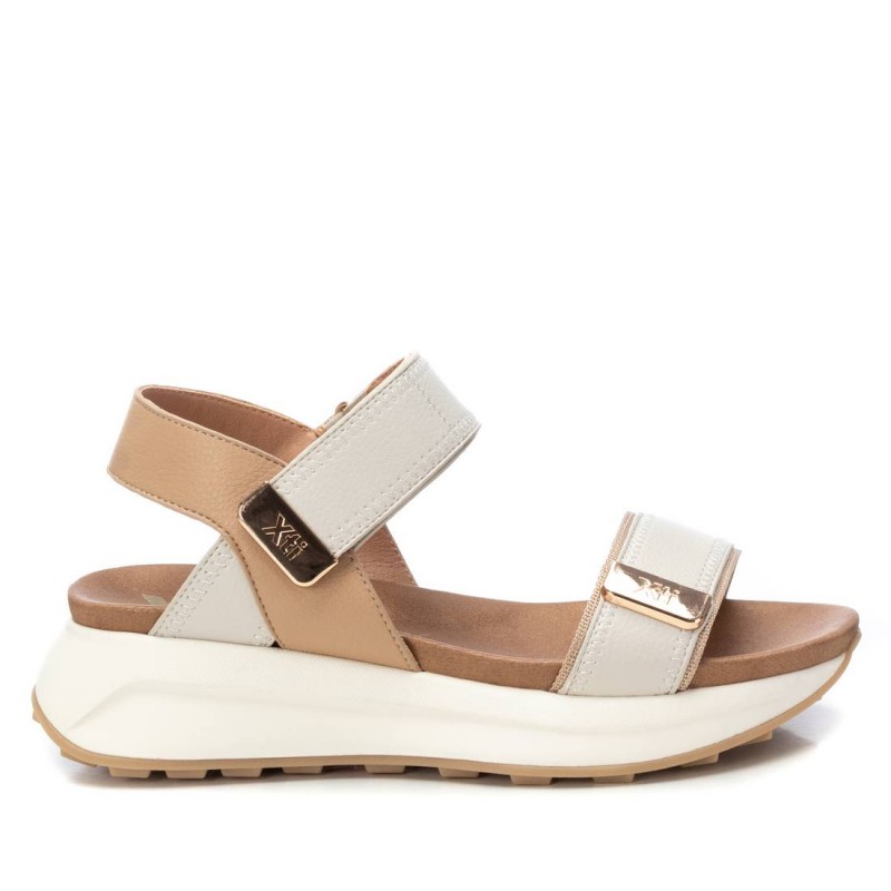 Sandalia de mujer XTI 143874 Beige