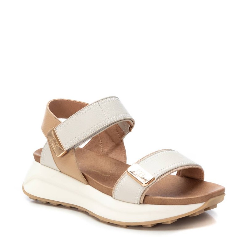 Sandalia de mujer XTI 143874 Beige