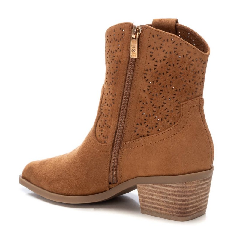 Botín de mujer XTI 143885 Camel