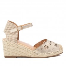 Zapato de mujer XTI 143966 Oro