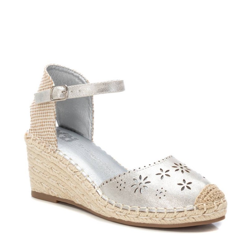 Zapato de mujer XTI 143966 Plata