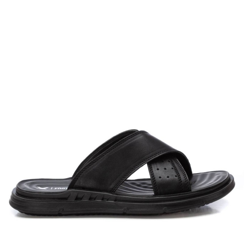 Sandalia de hombre XTI 144037 Negro
