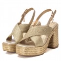 Sandalia de mujer XTI 144063 Oro