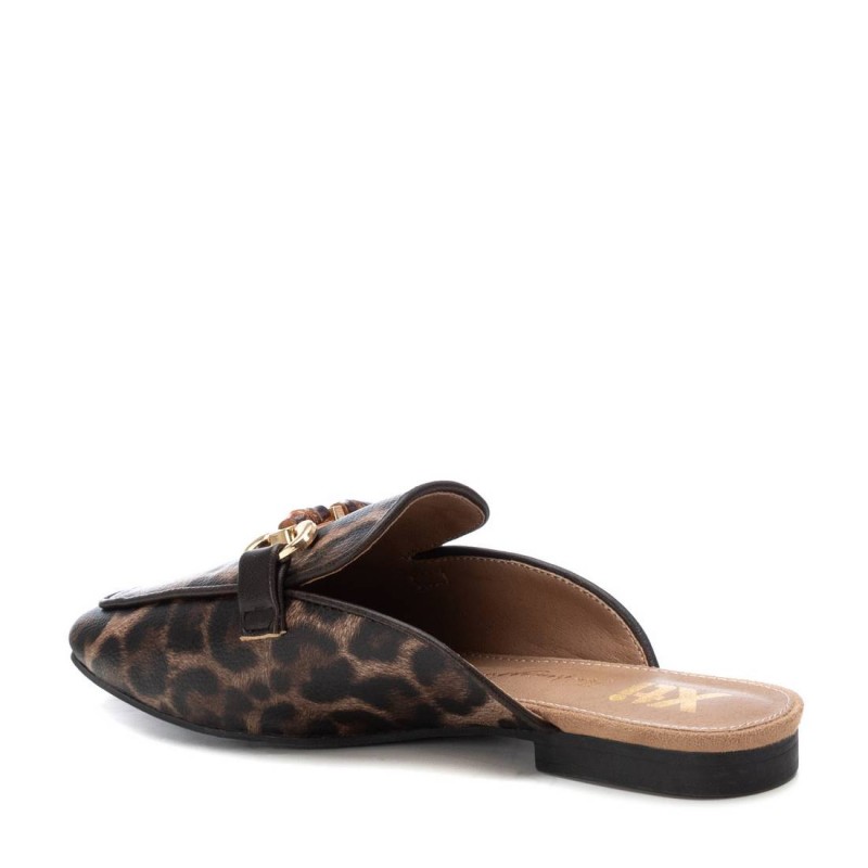 Zapato de mujer XTI 144595 Taupe
