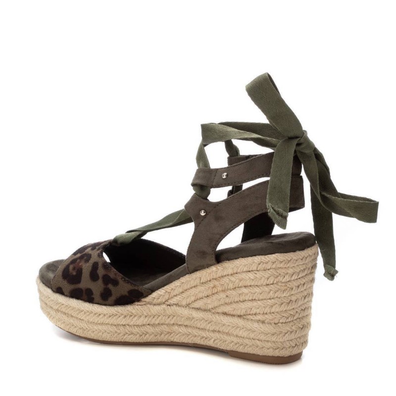 Sandalia de mujer REFRESH 173135 Kaki