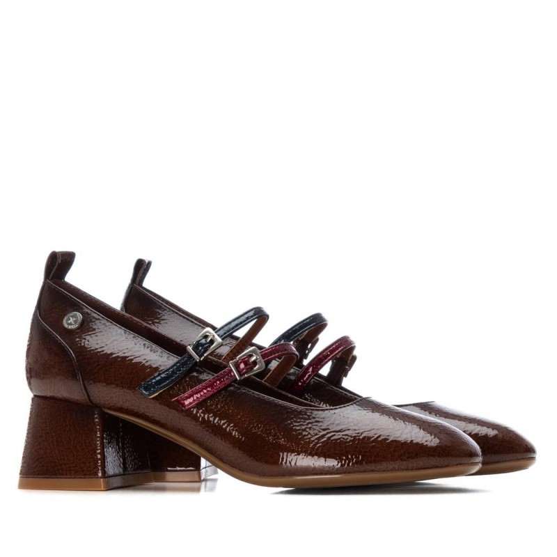Zapato de mujer XTI 144255 Camel