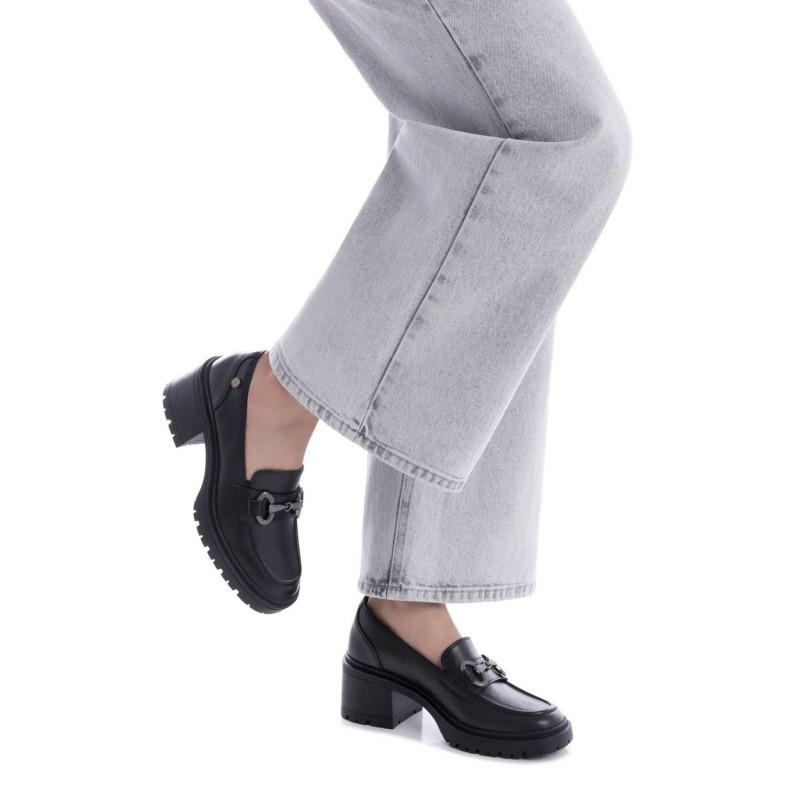 Zapato de mujer XTI 144274 Negro