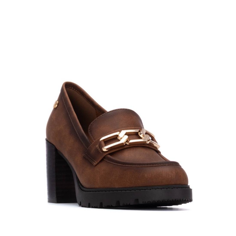 Zapato de mujer XTI 144302 Camel