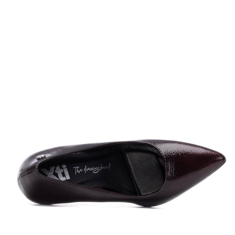 Zapato de mujer XTI 144725 Burdeos