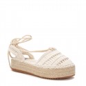 Zapato de mujer XTI 130331 Beige