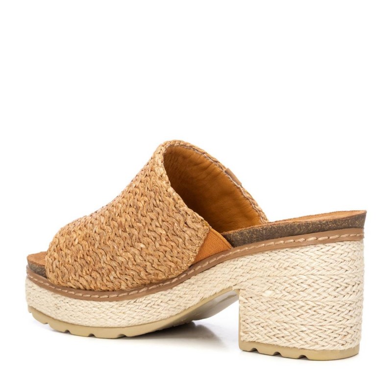 Sandalia de mujer REFRESH 172638 Camel