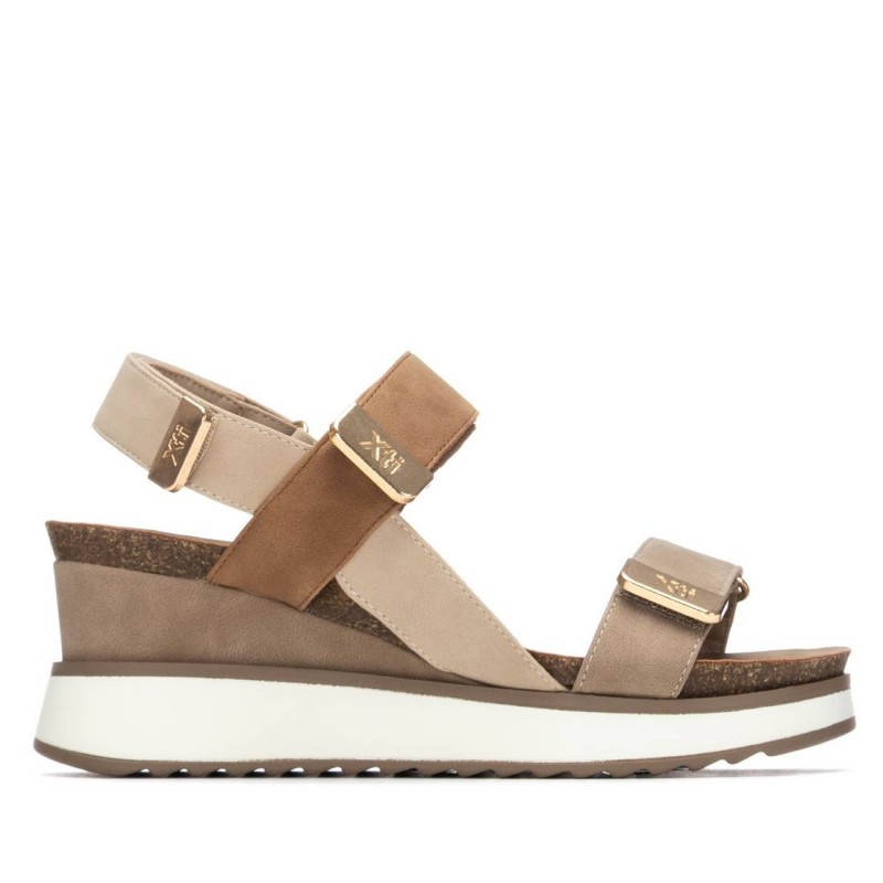 Sandalia de mujer XTI 142822 Beige
