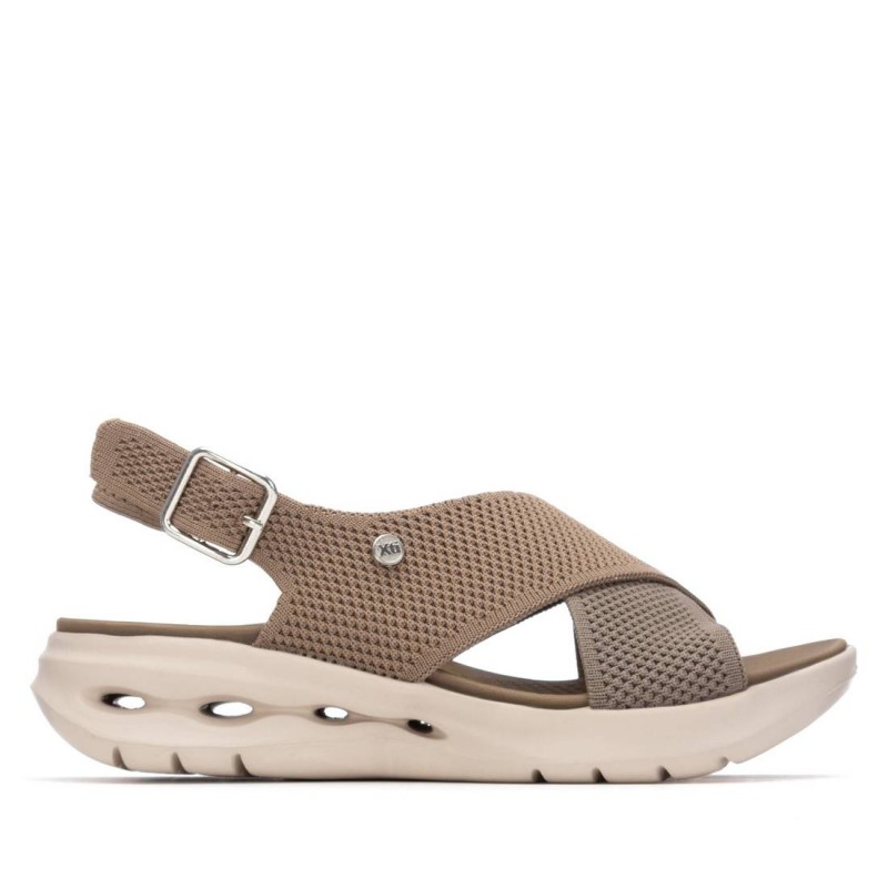 Sandalia de mujer XTI 145022 Beige