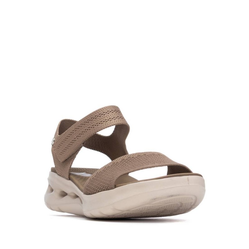 Sandalia de mujer XTI 145023 Taupe