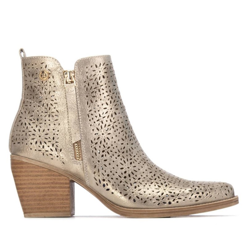 Botín de mujer XTI 145037 Oro