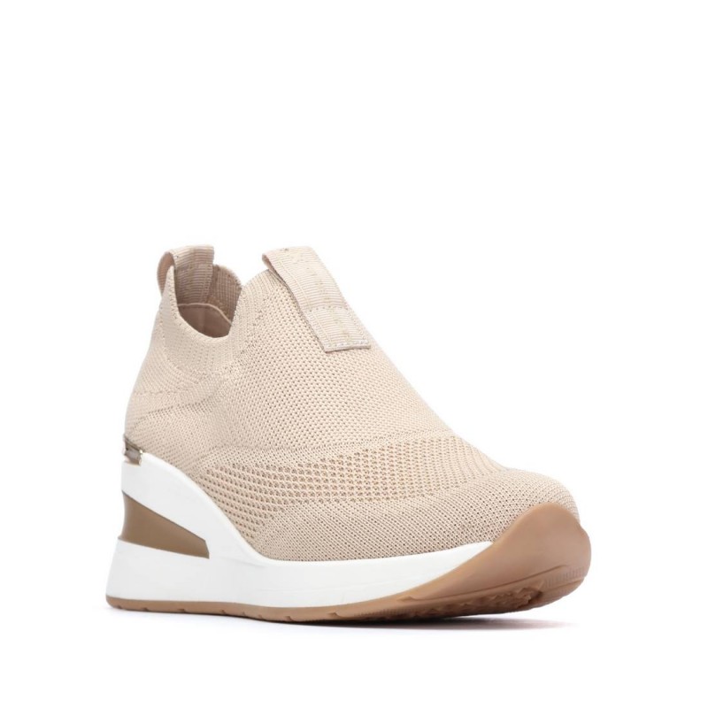 Zapato de mujer XTI 145100 Beige