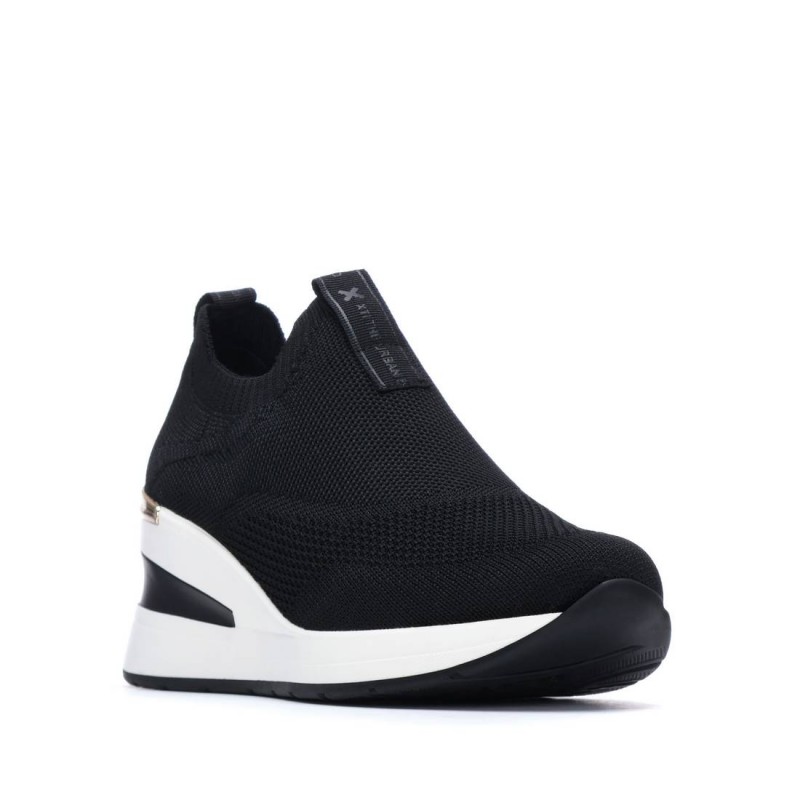 Zapato de mujer XTI 145100 Negro