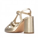 Sandalia de mujer XTI 145104 Oro