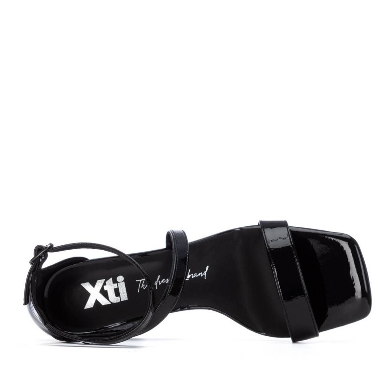 Sandalia de mujer XTI 145105 Negro
