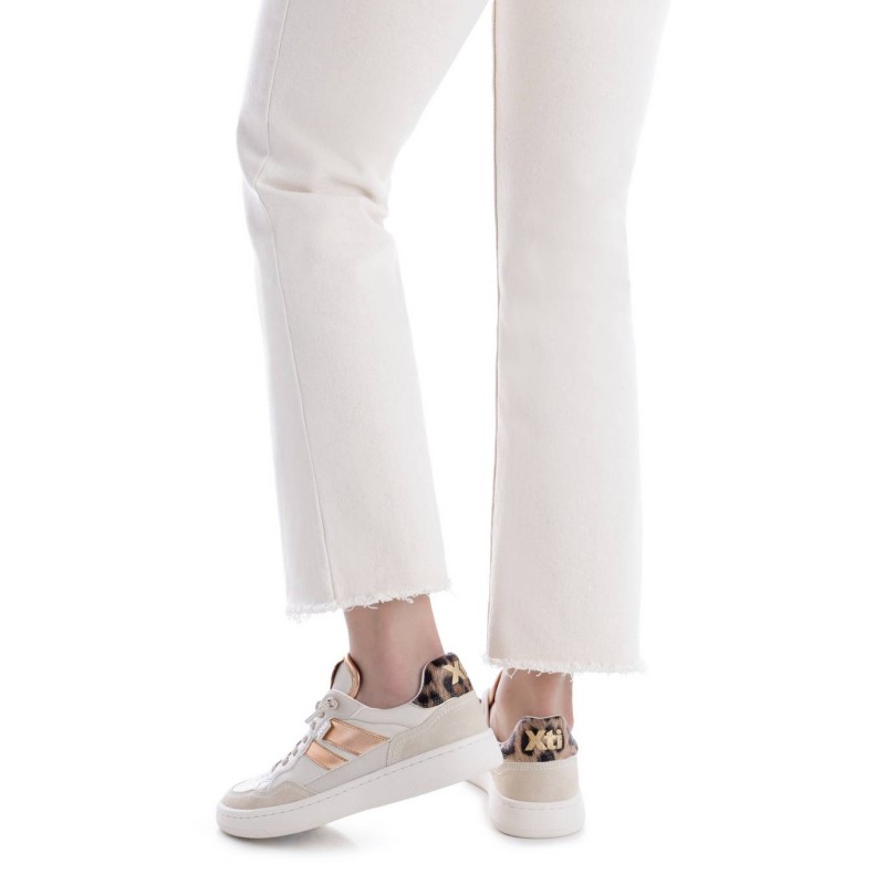 Zapato de mujer XTI 145207 Beige