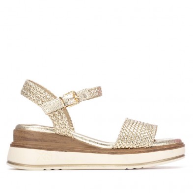 Sandalia de mujer XTI 145251 Oro