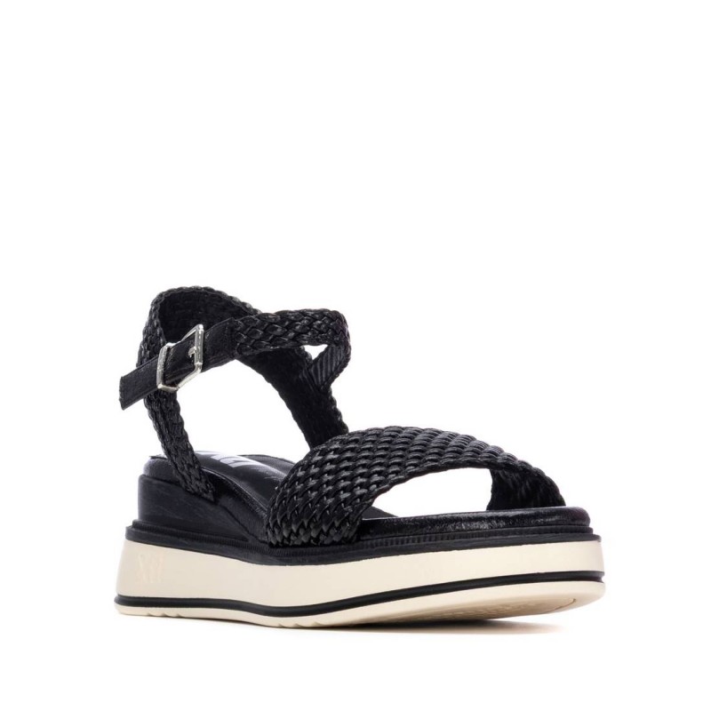 Sandalia de mujer XTI 145251 Negro