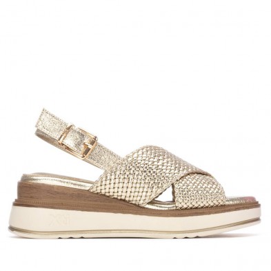 Sandalia de mujer XTI 145252 Oro