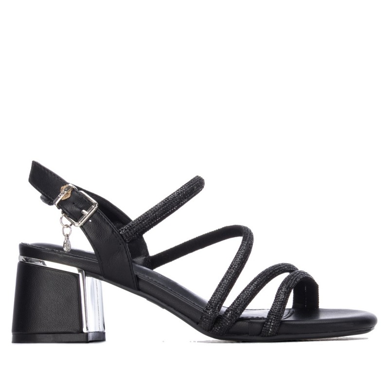 Sandalia de mujer XTI 145260 Negro