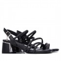 Sandalia de mujer XTI 145260 Negro