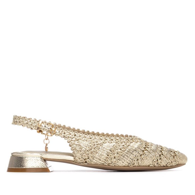 Zapato de mujer XTI 145271 Oro