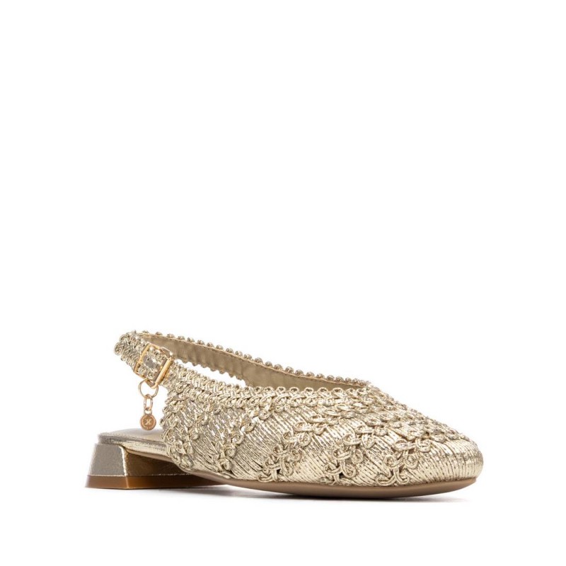 Zapato de mujer XTI 145271 Oro