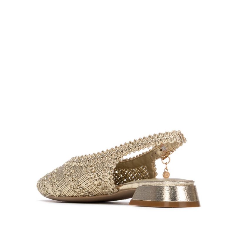 Zapato de mujer XTI 145271 Oro