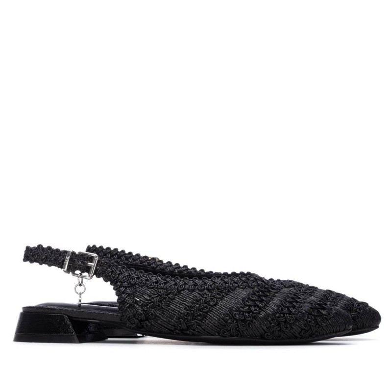 Zapato de mujer XTI 145271 Negro