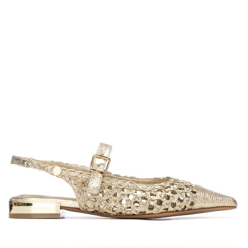 Zapato de mujer XTI 145276 Oro