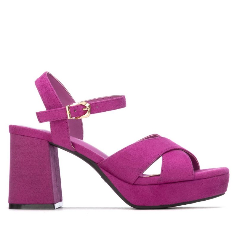 Sandalia de mujer XTI 145288 Fucsia